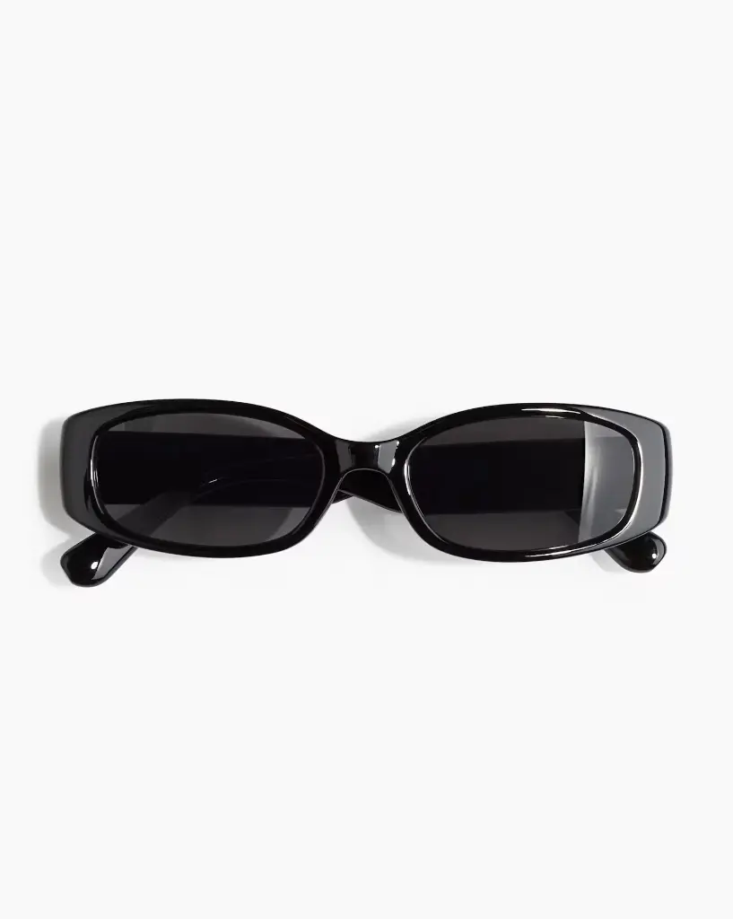 Rectangular sunglasses